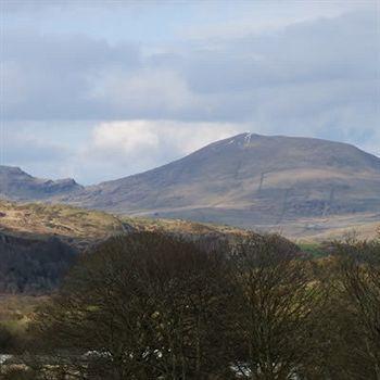 Cefn Uchaf Guesthouse Garndolbenmaen Zewnętrze zdjęcie