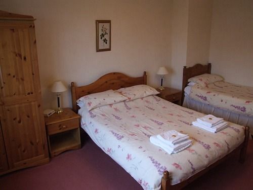 Cefn Uchaf Guesthouse Garndolbenmaen Zewnętrze zdjęcie